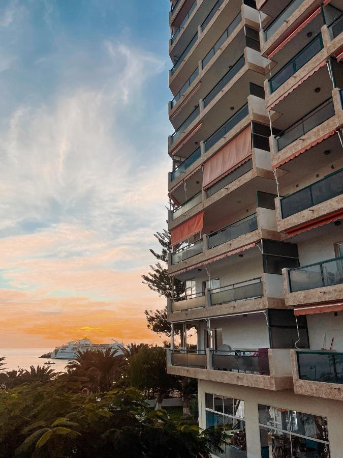 洛斯克里斯蒂亚诺斯Apartamento Los Cristianos公寓 外观 照片